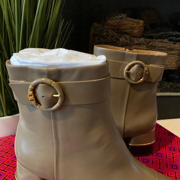 🔥SALE🔥Tory Burch Multi Logo Heel Ankle Boot - Picture 3 of 7